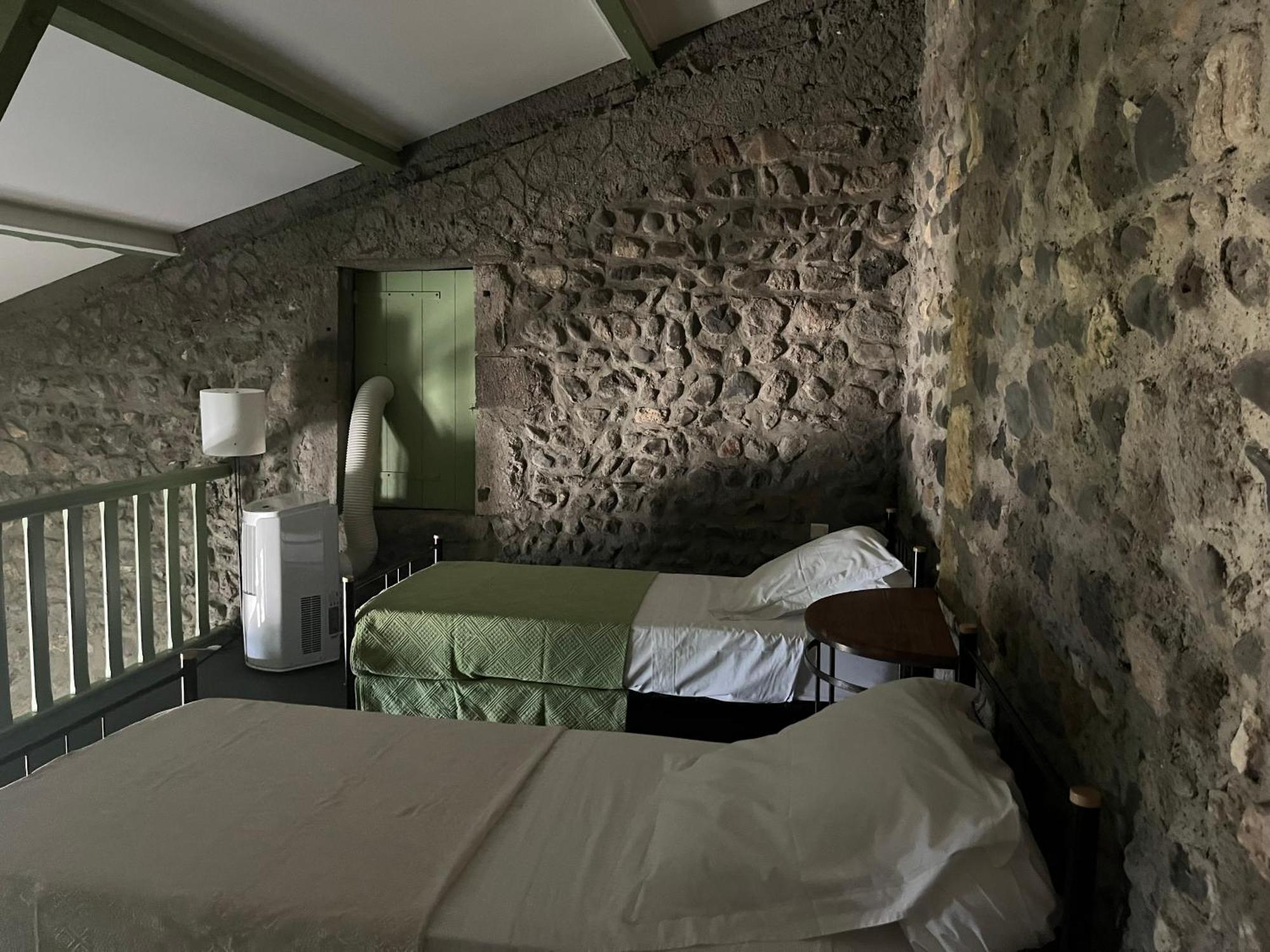 La Cour Carree Hotel Perrier Eksteriør billede